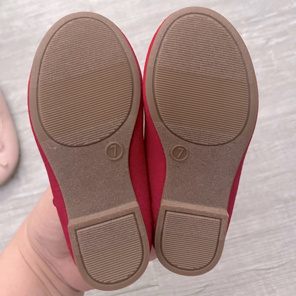 Baby Gap NEW Red Velvet Mary Jane Dress Shoes - Picture 3 of 3